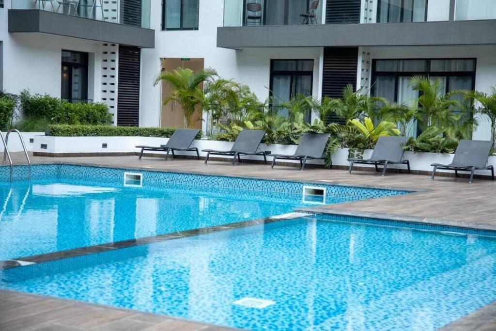 Cosy 2 Bed At Embassy Gardens Apartment Accra Ngoại thất bức ảnh